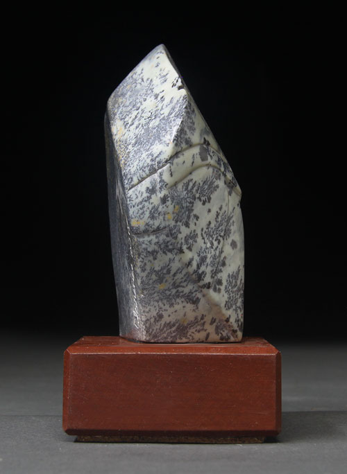 A view of the other side of dendritic Soapstone Owl #21 by Clarence P. Cameron of Madison, Wisconsin