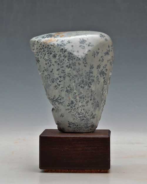 Another view of dendritic Soapstone Owl #26 by Clarence P. Cameron of Madison, Wisconsin