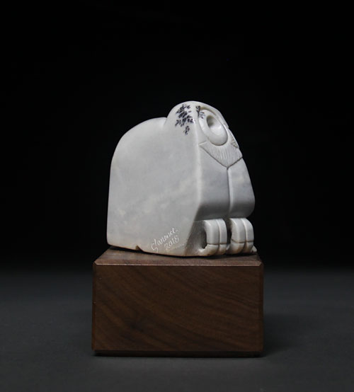 A larger photo of the other side of Soapstone Owl #8 by Clarence Cameron